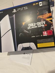 Sony Interactive Entertainment PlayStation 5 Slim Digital, PlayStation 5, Schwarz, Weiß, 16384 MB, GDDR6, 448 GB/s, AMD Kunden-Foto 1