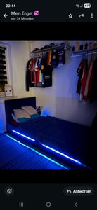HOME DELUXE - LED Bett Asteroid - Schwarz, 180 x 200 cm - inkl. Lattenrost I Polsterbett Design Bett inkl. Beleuchtung Kunden-Foto 2
