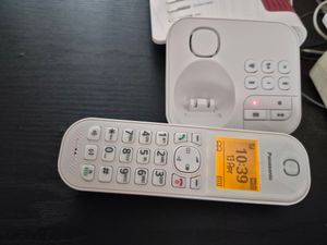 Telefon stacjonarny Panasonic KX-TGC420, automatyczna sekretarka, kolor: czarny Zdjęcie produktu od klienta nr 2