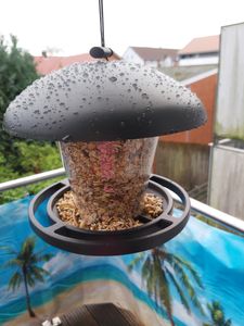 WILDLIFE HOME Vogelfutterspender zum Aufhängen Schwarz I Vogel-Futterstation für Wildvögel, Futterspender Vögel, Vogelhaus, Vogelfutterhaus für Vogelfutter Kunden-Foto 1
