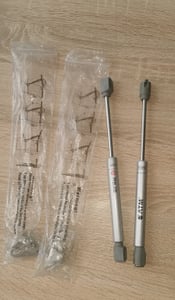 KOTARBAU® 2er Set Möbel Gasdruckfeder 60 N Hydraulikfeder Gasfeder Möbel Klappenbeschlag Hydraulische Gasfeder Silber Kunden-Foto 1