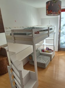 Merax Lit superposé 90x200, avec bureau, étagères, LED, tiroirs & escalier de rangement, lit superposé, lit d'enfant lit d'adolescent, blanc Photo du client 1