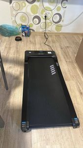 Gymtek® Běžecký pás pro domácnost, podložka pro chůzi, běžecký pás - do 100 kg, 8 km/h - LCD displej - skládací - ultra plochý - Bluetooth - fitness, domácí posilovna Fotografie od zákazníka č. 1