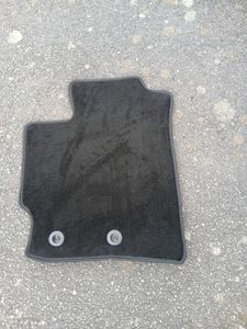 Premium Fußmatte Fahrer matte vorne links für Toyota Yaris 2011-2019 Kunden-Foto 1