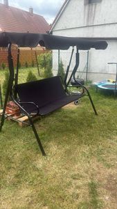 COSTWAY 3-Sitzer Hollywoodschaukel mit Sonnendach, 5cm Sitzpolster, Gartenschaukel bis 210kg belastbar, Schaukelbank, Schaukel, Schwarz Kunden-Foto 1