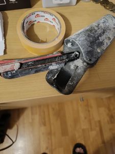 Coltello Würth 2K da 18 mm con 3 lame a spezzare estremamente affilate, nero 071566295 Coltello per tappeti Coltello universale Coltello per carta Foto del cliente 1