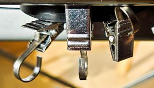 Edelstahl Metall Vorhang Clips Mit Haken Silber Gardinen Klammer Für Vorhänge Fotos Home Dekoration Duschvorhang Hängende 40 Stück Kunden-Foto 1