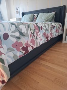 okwish Boxspringbett Polsterbett 140 x 200 cm mit 3-seitige LED-Beleuchtung und Kopfteil mit USB Typ-C-Ladeanschluss, Hydraulisches Stauraumbett mit Bettkasten Stauraum(Mit Matratze))- Weiß Kunden-Foto 1