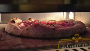 Ariete Four à Pizza Da Gennaro 3901 Rouge 2200W 430°C Cuisson 2 Minutes Photo du client 1