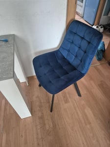 Jídelní židle NEW HOME TORI čalouněná do obývacího pokoje s prošíváním - zelená - moderní sametový nábytek Fotografie od zákazníka č. 1