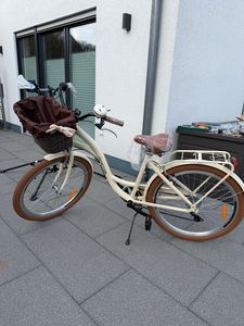 Goetze Mood 26 Zoll City Bike, 17 Zoll ALU Tiefeinsteigerrahmen, 6-Gang Shimano, V-Bremse, LED-Beleuchtung, Komfortsattel, Rattankorb Kunden-Foto 1