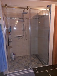 B.150cm x H.195cm Duschkabine Schiebetür dusche Duschwand  8mm ESG-NANO Glas Nischentür Duschabtrennung Kunden-Foto 2