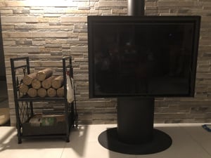 Stojan na palivové dřevo VEVOR, 330 x 320 x 1120 mm, stojan na palivové dřevo pro vnitřní použití, nosnost 45,4 kg, vysoký stojan na dřevo, stojan na palivové dřevo z práškově lakované oceli, pro krby, krbová ohniště Fotografie od zákazníka č. 1