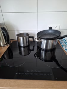 AREBOS Induktionskochfeld 77 cm | 9800 W, 5 Zonen, Flex, Timer & Sensor Touch Kunden-Foto 1