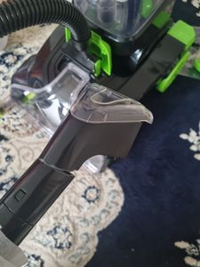 CLEANmaxx Teppichreinigungsgerät Professional Vibrations- und Seitenbürsten inkl. Shampoo Ersatzbürste  Waschsauger Polsterreiniger schwarz/grün Kunden-Foto 3