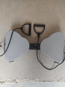 Multitrainer – Twist Waist Disc Board, Bauchmuskel-Trainingsgerät, rutschfester, geräuschloser Heimtrainer für Gewichtsverlust Kunden-Foto 1