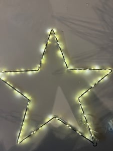 89er LED Drahtstern Stern Metall 40cm innen außen Timer warmweiß Batterie Lichterkette Kunden-Foto 1