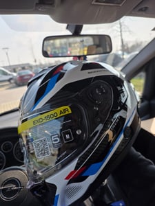 Scorpion Exo-1500 Air Sleek Helm, schwarz/weiß/blau, M (57/58) Kunden-Foto 1