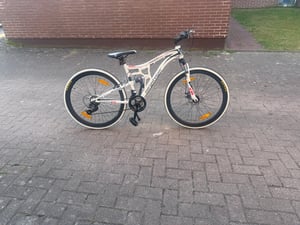 Bergsteiger Kodiak 29 Zoll Mountainbike, geeignet ab 170 cm, Scheibenbremse, Shimano 21 Gang-Schaltung, Vollfederung, Jungen-Fahrrad & Herren-Fahrrad Kunden-Foto 1