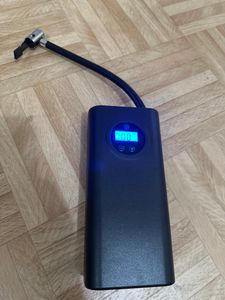 Akku-Luftpumpe Luftpumpe Kompressor-Reifenfüller mit LCD-Display,mit 3 Düsenadaptern Kunden-Foto 4