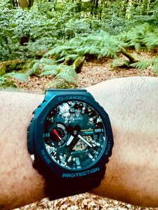 tolle uhr für unternehmungen in der natur 