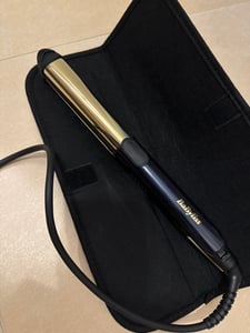 BaByliss Steam Mist Styler, Žehlička na vlasy, Para, Tlačidlá, Všetky typy vlasy, Suché vlasy, 150 °C Fotografia od zákazníka č. 1
