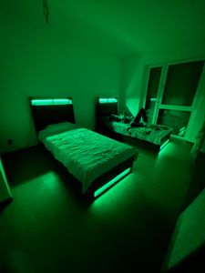 Flieks Polsterbett 180x200cm mit USB, Jugendbett Doppelbett mit Lattenrost und Stauraum, Stauraumbett mit LED, Leinen, Grau Kunden-Foto 16