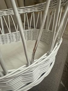 Babykorb Stubenwagen Weiß für Mädchen Babys Großen Rädern Komplett Set Puderrosa Haube mit Moskitonetz Bettwäsche Set und Matratze Kunden-Foto 4