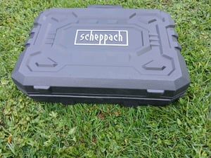 Scheppach Abbruchhammer AB1600 | 1600 Watt | 50 Joule | inkl. Sechskant-Aufnahme Ø 30mm Spitz- und Flachmeißel und Metallkoffer | Bohr-und Betonhammer Kunden-Foto 2