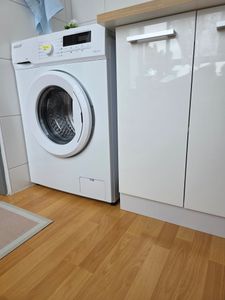Exquisit Waschmaschine 8kg, Energieeffizienzklasse A, max. 1400 U/Min, Schnellprogramm, Startzeitvorwahl, ECO, 16 Waschprogramme, WA58014-340A weiss Kunden-Foto 3