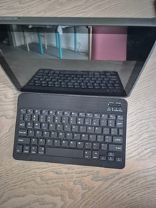 Tablette Android 15 T60 Pro de 13,4 pouces, avec 24 Go de RAM (8 Go + 16 Go), 256 Go de stockage interne + 2 To de stockage extensible via carte TF, batterie de 10 000 mAh, écran 2K, taux de rafraîchissement de 120 Hz, connectivité 5G WiFi, technologie Gemini AI 2.0, appareil photo de 16 MP Photo du client 1