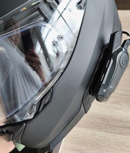 Motorrad Helm Bluetooth Headset Helm BT Headset Wasserdichtes universelles Kommunikationssystem fuer ATV Dirt Bike Motorrad Helm Sprechanlage Gegensprechanlage Kunden-Foto 5
