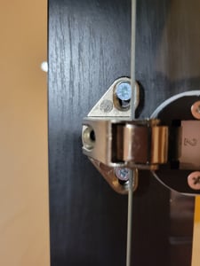 K-Möbel Glasvitrine stehend in Buche Nachbildung (176x67x33 cm) mit 4 höhenverstellbaren Glasböden & LED - Standvitrine - Vitrinenschrank - Sammlervitrine Kunden-Foto 2