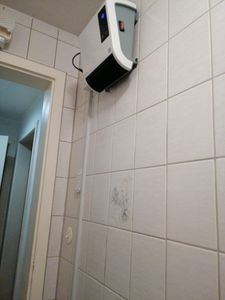 Riscaldatori da bagno Nedis - 2000 W - Termostato regolabile - 2 modalità di calore - IP22 - Telecomando - Bianco Foto del cliente 1