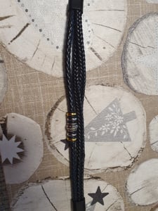 Herren Lederarmband Schwarz geflochten mit Magnetverschluss – Modernes Männer Armband robust, stilvoll für Alltag, Business & Geschenk; J0723 Kunden-Foto 1