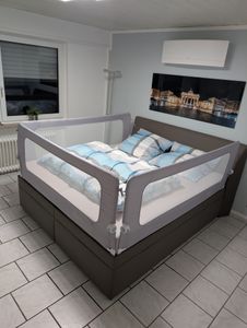 Bettizia 3x barrières de lit pour enfants Barrière de lit pour enfants Barrière de lit pour bébé Rabattable Réglable en hauteur Protection antichute pour lit familial et lit d'enfant (2x200cm+1x180cm) Photo du client 2