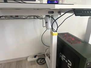 SONGMICS Höhenverstellbarer Schreibtisch elektrisch 160cm mit 4 Höhen Kunden-Foto 3