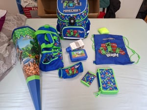 Minecraft Schulranzen Blau für 1. bis 4. Klasse - Set 10-teilig mit großer Schultüte 85 cm - Schultasche Jungen, ergonomisch, leicht, geräumig Kunden-Foto 1