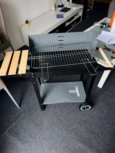 Zahradní gril s boční policí - Master Grill MG 909 Fotografie od zákazníka č. 1