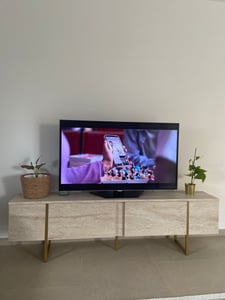 Skye Decor, Luxe - Travertin, zlatá barva, TV skříňky, travertin, 180 x 50 x 30 cm Fotografie od zákazníka č. 1