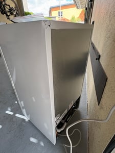 PKM GKS90CW Flaschenkühlschrank Getränkekühlschrank, Display & Touch Control, LED-Beleuchtung, 89 Liter Kunden-Foto 7