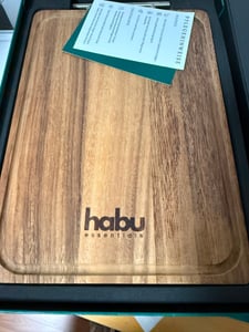 Habu Essentials Schneidebrett aus Walnussholz & 304 Edelstahl Kunden-Foto 3