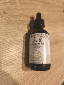 Aliver olej Cyperus Rotundus na redukci ochlupení – 60 ml Fotografie od zákazníka č. 1