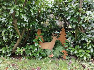 Gartendekoration Hirsch Aus Cortenstahl, Patiniert, Bambi Hirsch Figur Kunden-Foto 1