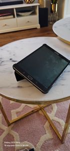 Cadorabo Schutzhülle für Samsung Galaxy Tab S5e (10.5 Zoll) Tablet Hülle in Schwarz  Etui Case Cover Tasche Auto Wake up Kunden-Foto 2