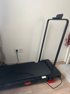 Laufband mit 3,0-PS-Motor und 12 voreingestellte Programme Für Zuhause, Laufbänder 14KM/H, Max Belastung 140KG Kunden-Foto 3