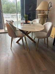 VIKING 2er Set Esszimmerstühle mit Metallbeinen Diana, Beige Polsterung + goldene Beine Kunden-Foto 2