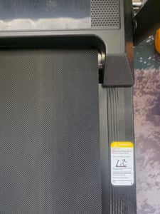 Laufband mit 3,0-PS-Motor und 12 voreingestellte Programme Für Zuhause, Laufbänder 14KM/H, Max Belastung 140KG Kunden-Foto 6