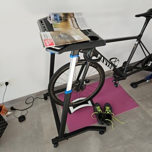 SucceBuy bicyklový stôl, skladací, mobilný, multifunkčný fitness stôl s rukoväťou pre domácu kanceláriu Fotografia od zákazníka č. 1