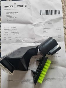 CLEANmaxx Teppichreinigungsgerät Professional Vibrations- und Seitenbürsten inkl. Shampoo Ersatzbürste  Waschsauger Polsterreiniger schwarz/grün Kunden-Foto 2